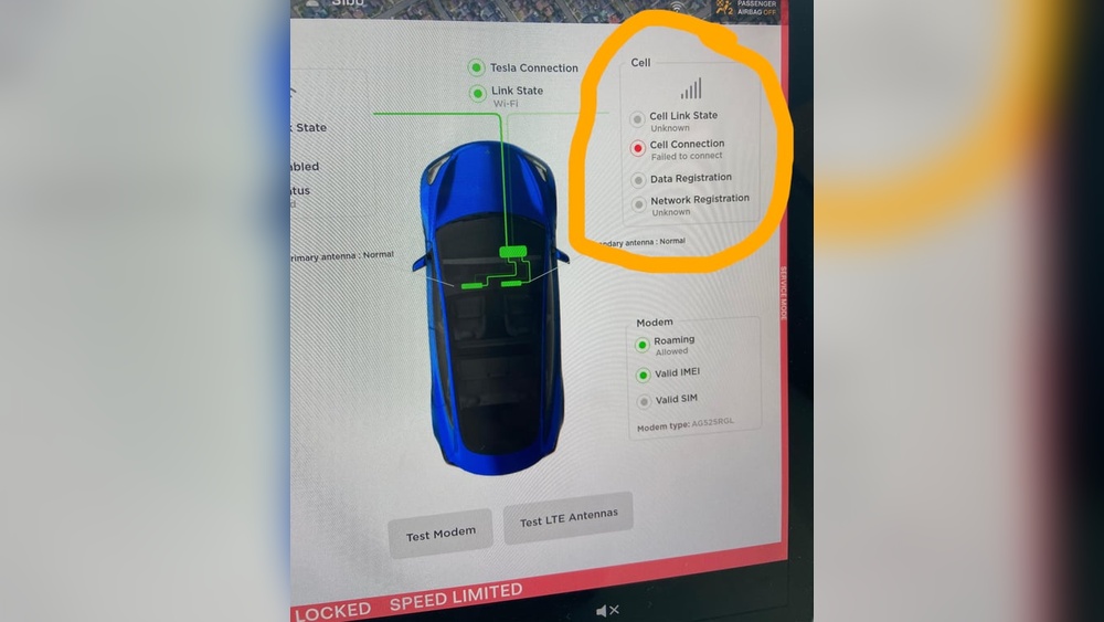 why does my tesla say no connectivity